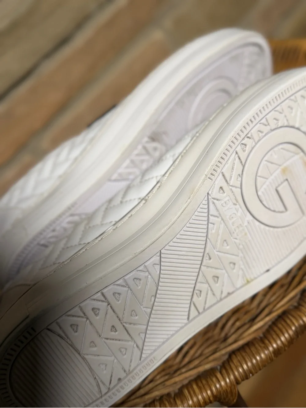 G by Guess White Quilted Lace-Up Women's Sneakers. Size 10